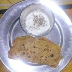 A picture of Aloo Paratha.