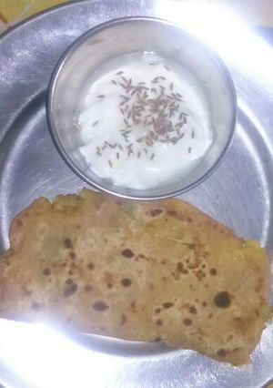 A picture of Aloo Paratha.