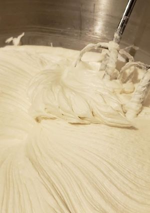 A picture of Simply Delicious Frosting / Icing.