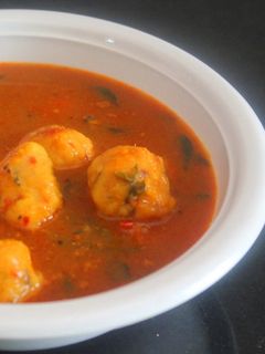 பருப்பு உருண்டை குழம்பு செய்முறை முக்கிய புகைப்படம்