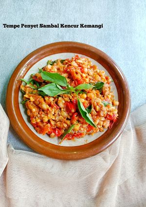 Foto resep Tempe Penyet Sambal Kencur Kemangi (khas Jawa Timur)