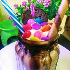 A picture of Dry fruits chocolate milkshake​.