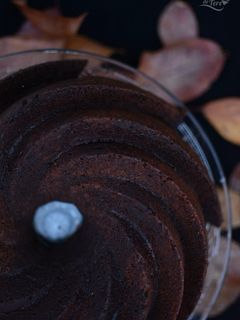Una foto de Bundt cake muerte por chocolate