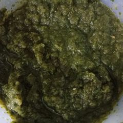 A picture of Coriander chutney.