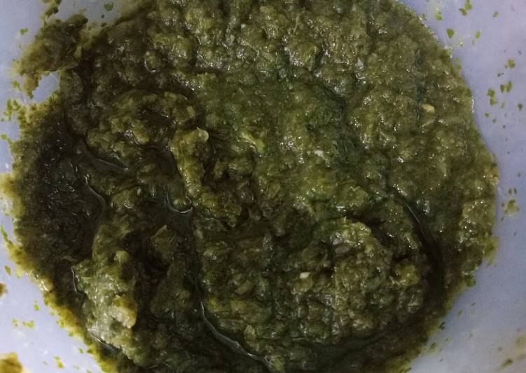 WORTH A TRY!  How to Make Coriander chutney