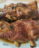Costillar de cerdo al horno con salsa de naranja y soja