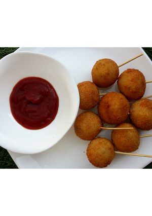 A picture of Potato Lollipops.