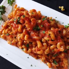 A picture of Red Sauce Pasta.