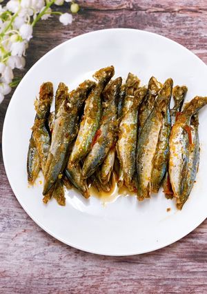 Hình của món Cá nục kho keo.