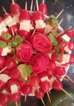 Una foto de Brochette de cherry y queso cuartirolo