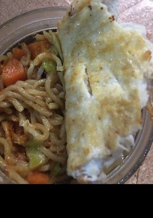 A picture of Indomie surprise.