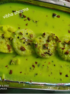 रसमलाई (Rasmalai recipe in Hindi) रेसिपी मुख्य फोटो