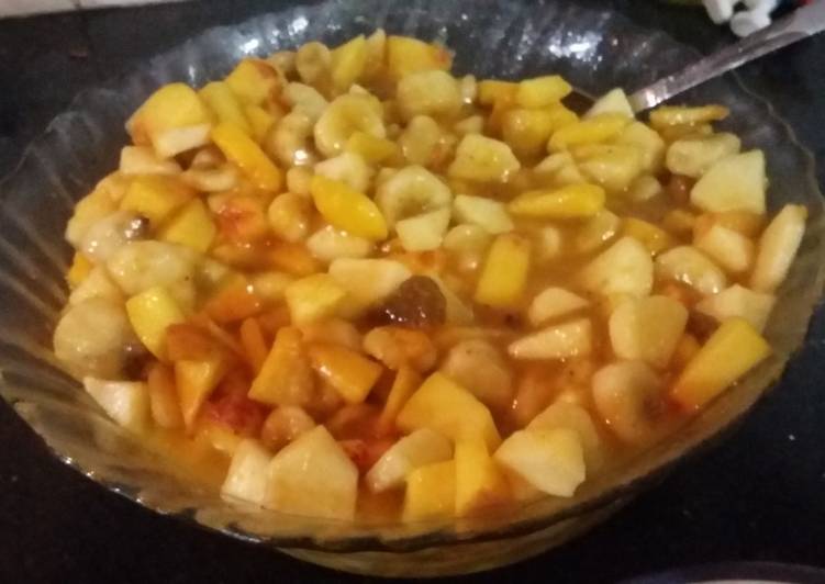 How to Prepare Perfect Fruit chaat