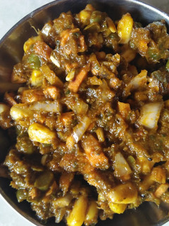 પંજાબી મિક્સ સબ્જી (Punjabi Mix Sabji Recipe In Gujarati) રેસીપી મુખ્ય ફોટો