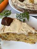 Carrot cake amb crema d’avellanes i Kinder bueno🥕