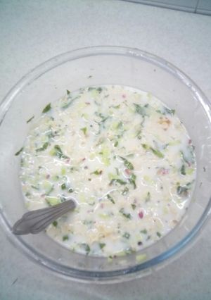 عکسی از دستور آب دوغ خیار خونگی خنک خنک