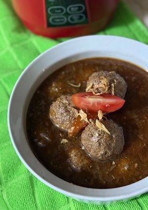 Foto resep Semur Bola Bola Daging (Isi Telur Puyuh)
