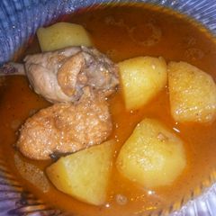 A picture of Chicken Aloo Shorba.