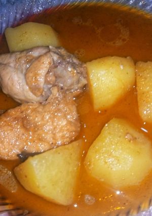 A picture of Chicken Aloo Shorba.
