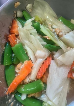 รูปของ ถั่วลันเตาผัดกับสหาย