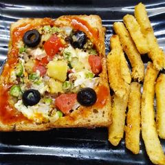 A picture of Pizza Sandwitch.