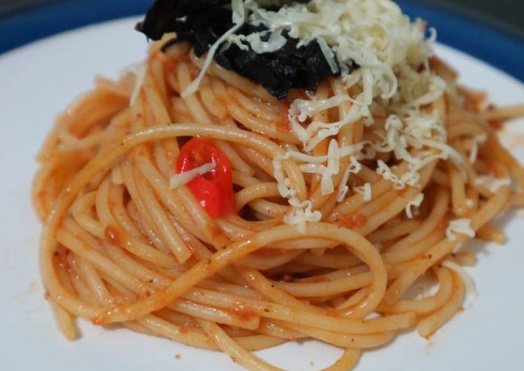 Spaghetti Aglio Olio Bolognaise Sauce