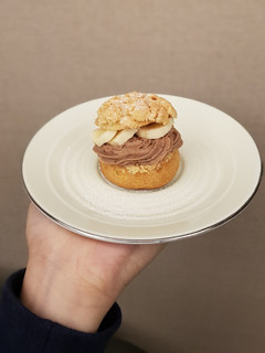 香蕉巧克力菠蘿泡芙 的食譜成品照片