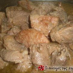 A picture of Pan-fried pork in wine.
