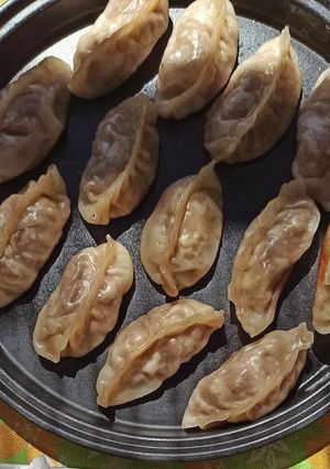 Una foto de Gyozas de confit de pato