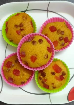 A picture of Orange muffins.
