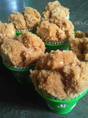 Langkah Mudah untuk Membikin Resep #1 Bolu Kukus Gula Merah Mekar No Telur No Mentega No Mixer yang Enak Banget Anti Ribet, Mantap Sekali