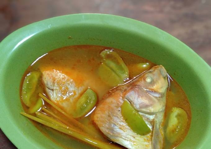 Sop ikan asam pedas