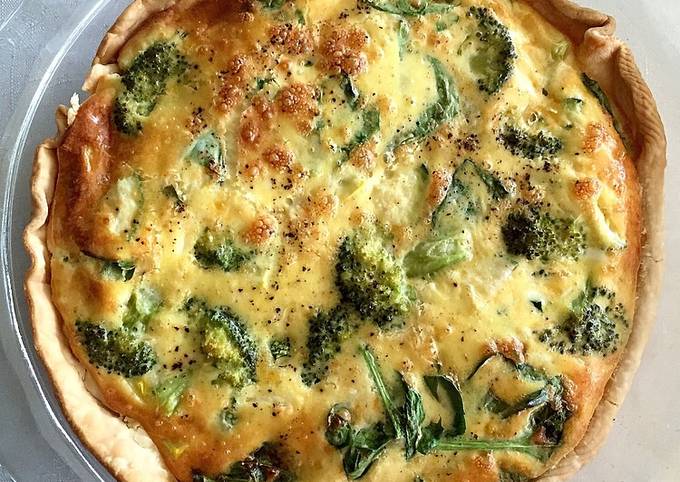 Broccoli Cheddar Quiche