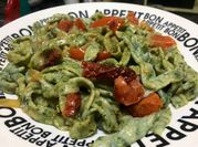 Una foto de tomates cherry a la italiana