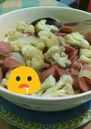 Foto resep Tumis sosis dan kembang kol