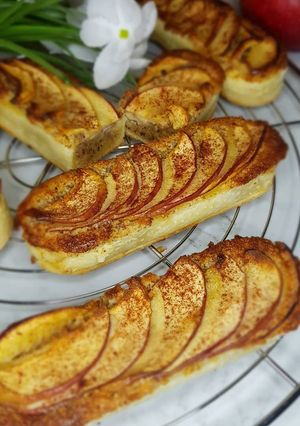 Une photo de Tartelettes aux pommes et amandes