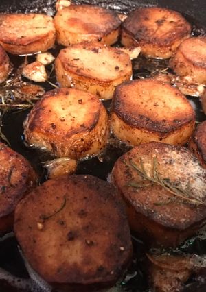 A picture of Melting Potatoes (Fondant).