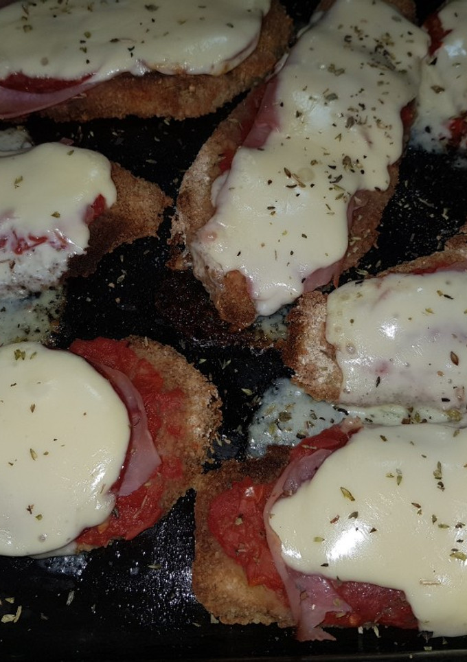 Una foto de Milanesas de berenjenas a la napolitana rápidas y ricas