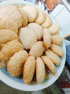 A picture of Easy and simple coconut biscuits.