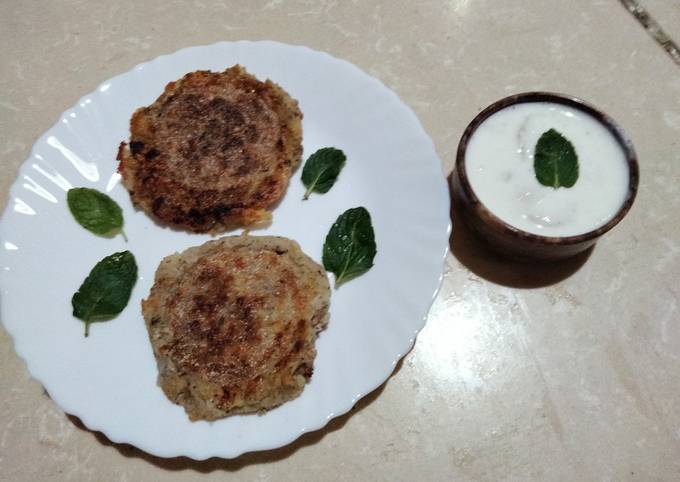 Potato and kuttu flour tikki stuffed with minty sabudana recipe main photo