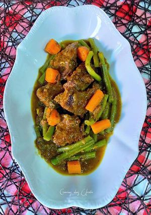 Foto principal de Ternera en salsa de ras el hanout con judías verdes y zanahorias
