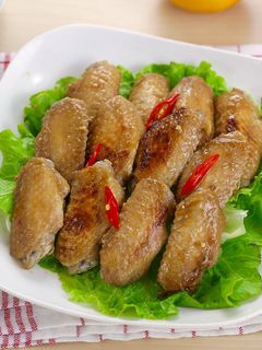 金黃雞翅【聲寶燒烤微波爐】 的食譜成品照片