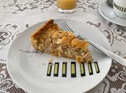 Una foto de pastafrola de manzana