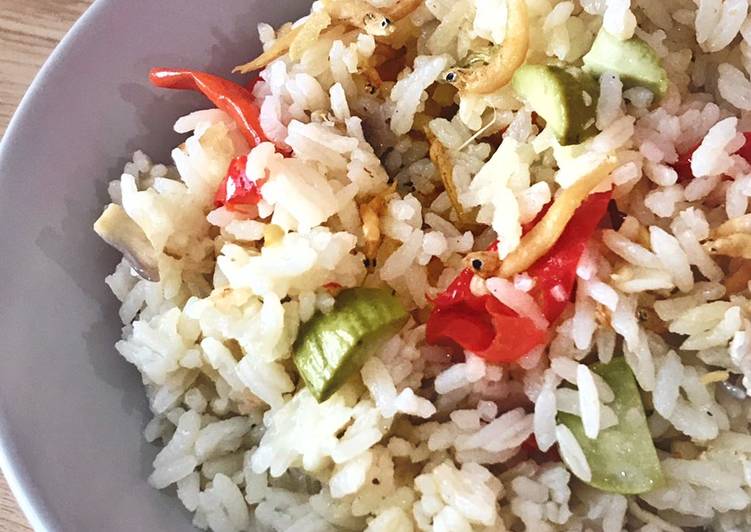 Resep Nasi Liwet Rice Cooker Enak dan Antiribet
