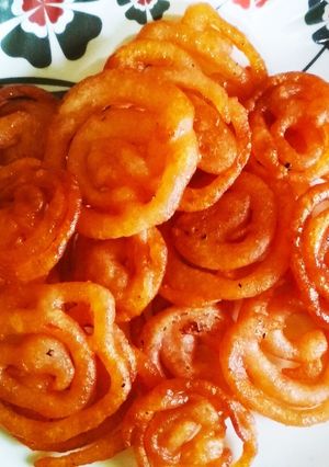 জিলেপি (Jalebi recipe in Bengali) রেসিপির প্রধান ছবি
