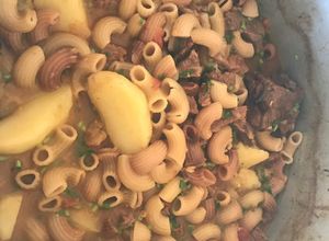 Una foto de Ají de fideos campestre