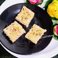 A picture of Sabudana Burfi/Pak.