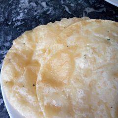 A picture of Pori Paratha.