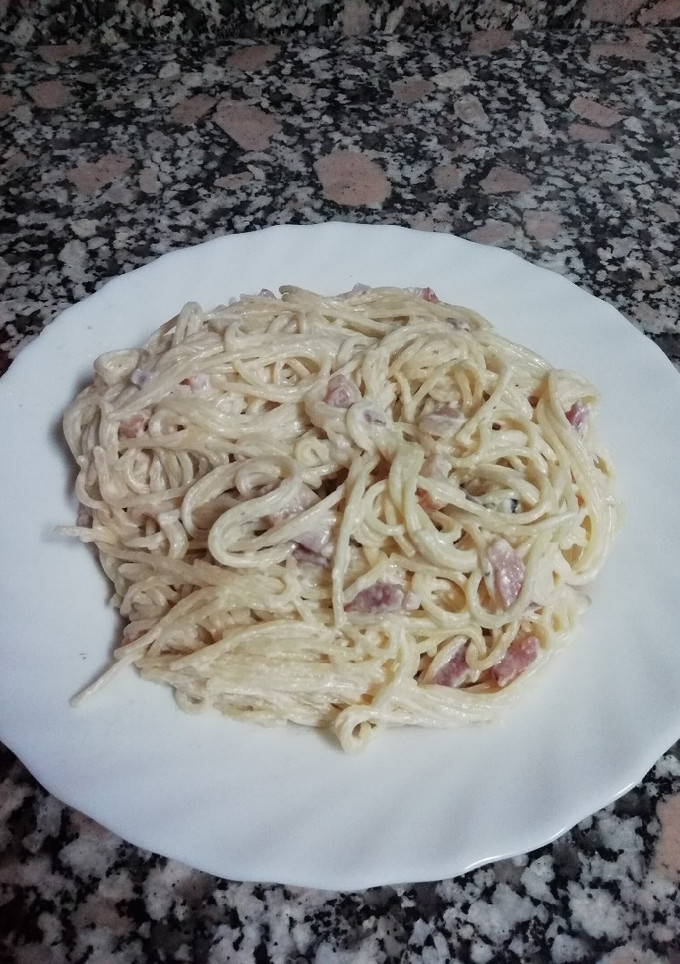 Una foto de Spaguetti a "mi carbonara"