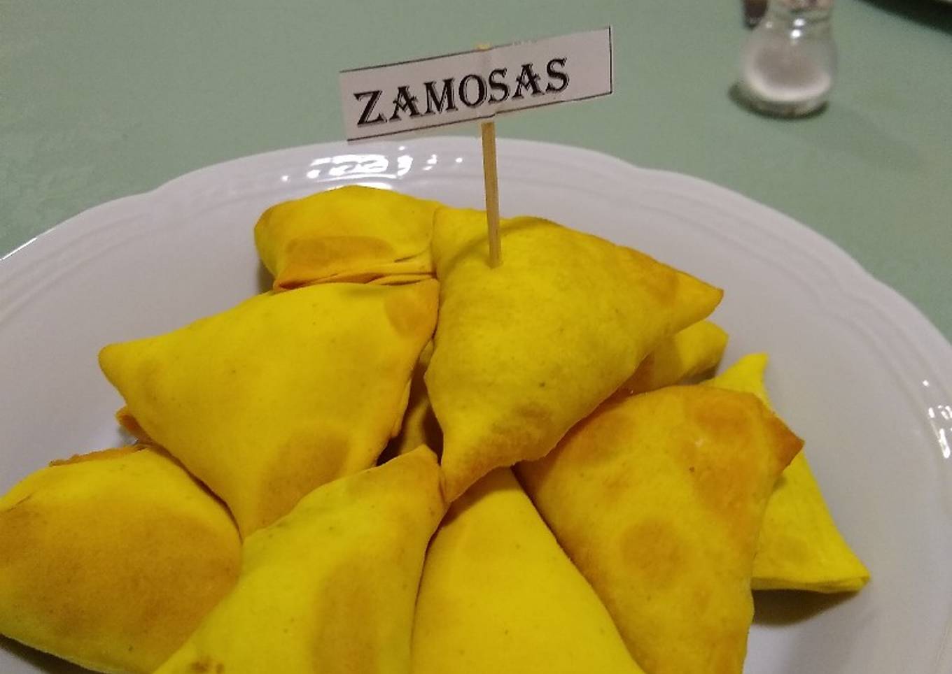 Zamosas (india)